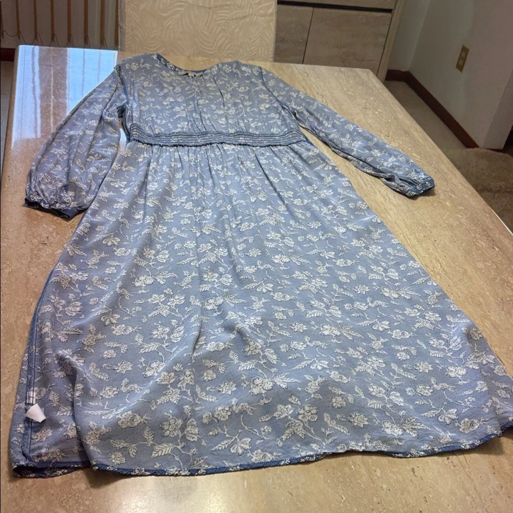 LOFT Blue Dress with White Floral Design-Excellent Condition - Picture 13 of 13
